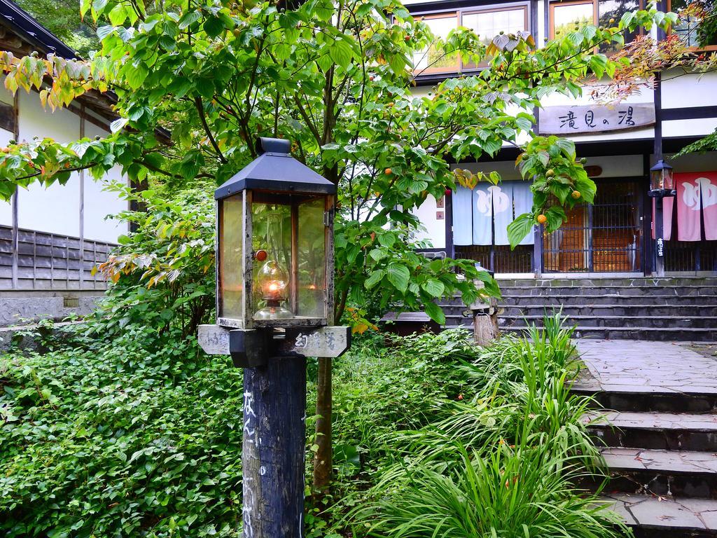 Lamp No Yado Aoni Onsen Hotel Hirakawa Exterior photo